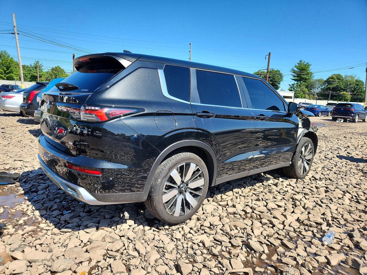 2025 MITSUBISHI OUTLANDER SE — снимка 3