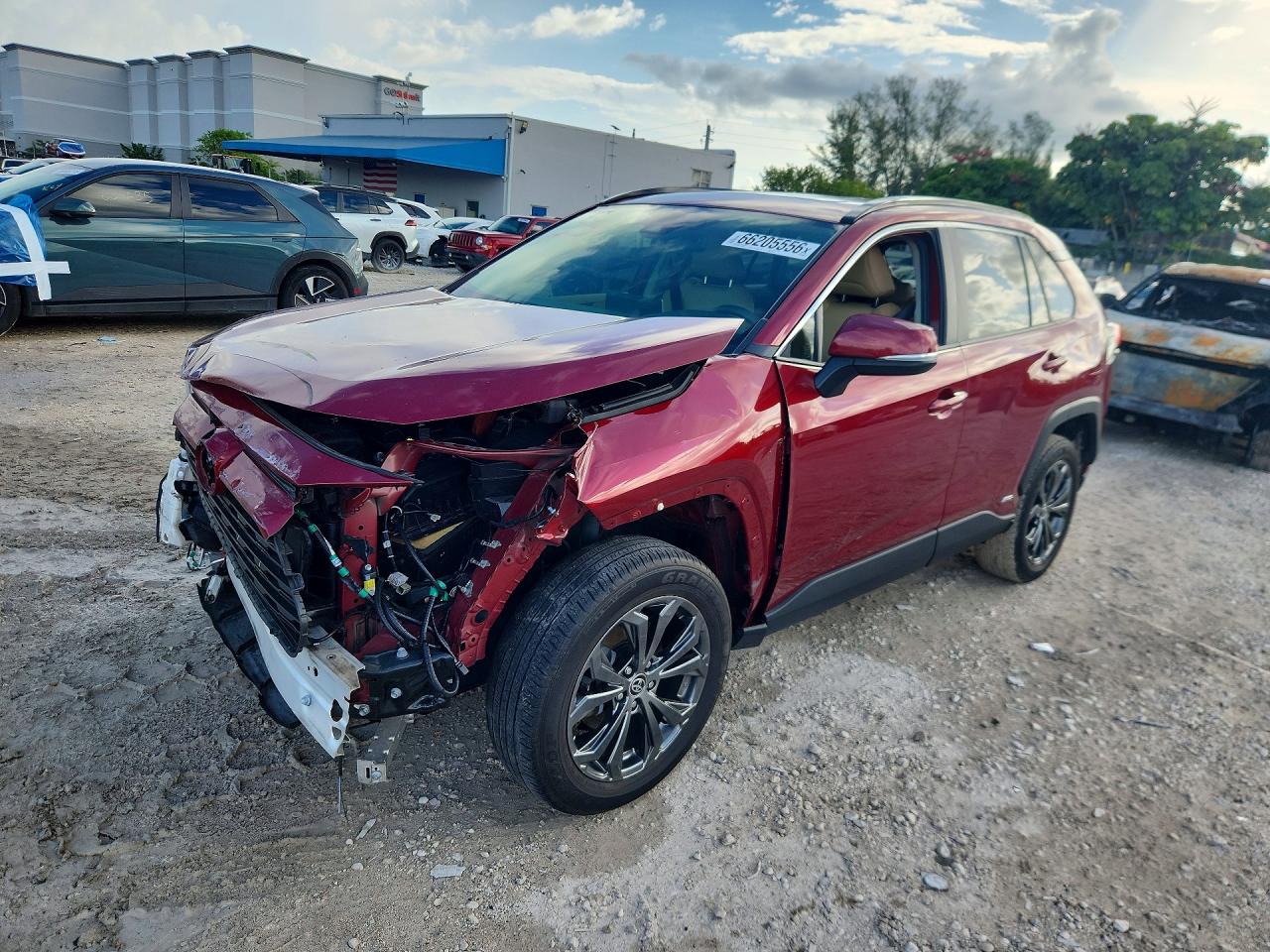 2023 TOYOTA RAV4 XLE PREMIUM