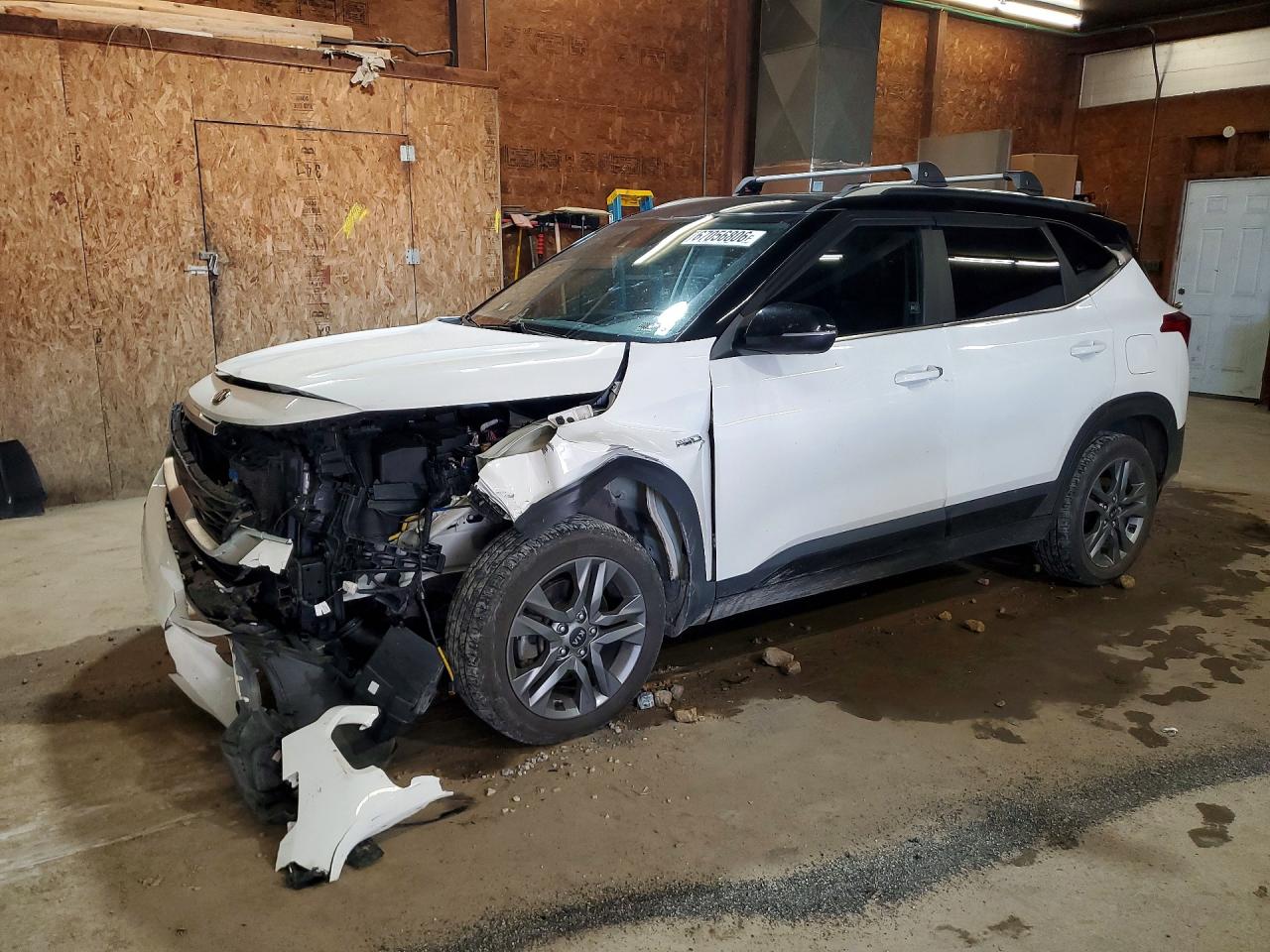 2021 KIA SELTOS S