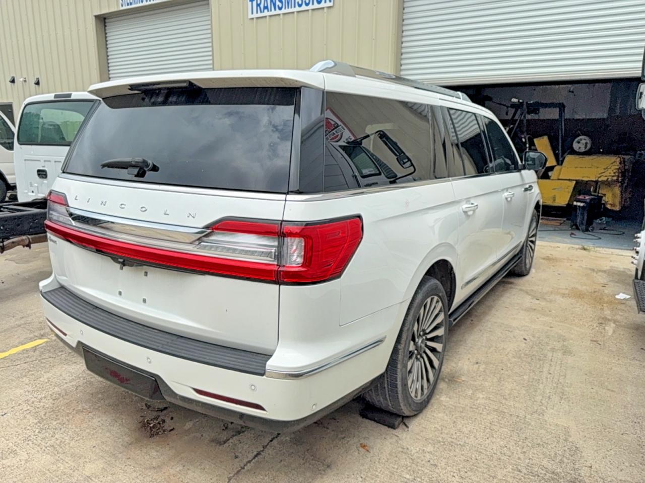 2020 LINCOLN NAVIGATOR L RESERVE — снимка 4