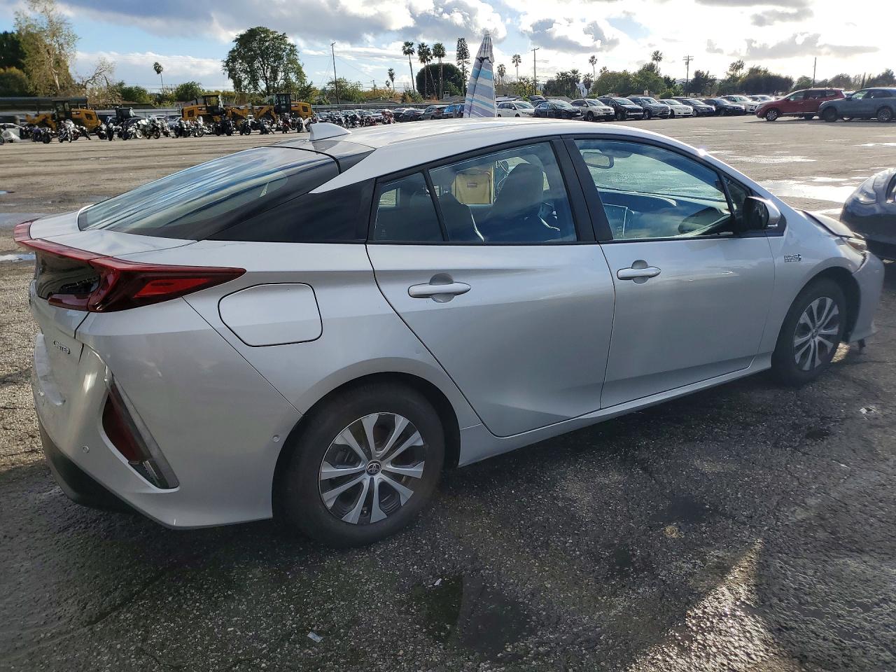 2022 TOYOTA PRIUS PRIME LE — снимка 3