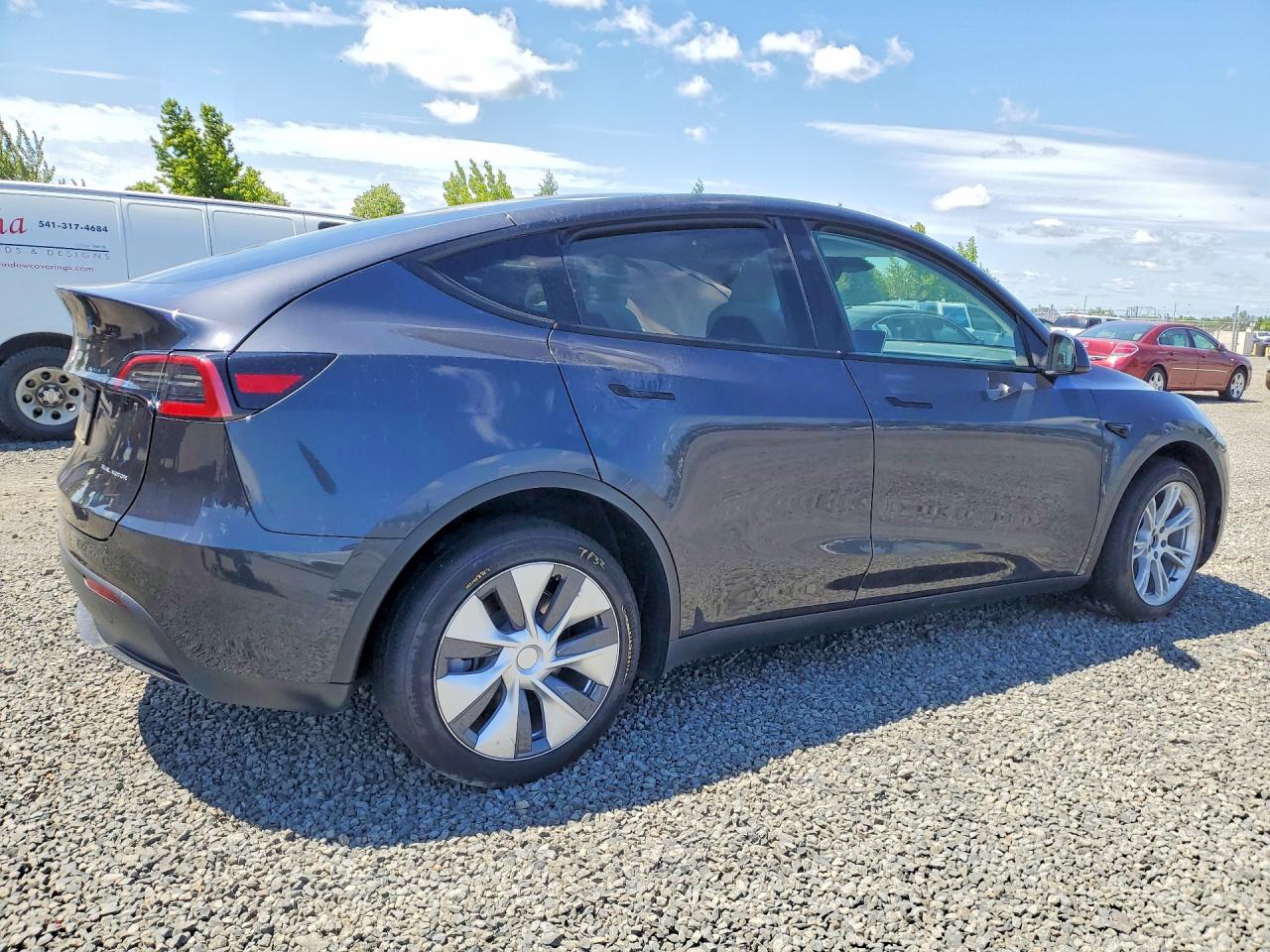 2024 TESLA MODEL Y — снимка 3