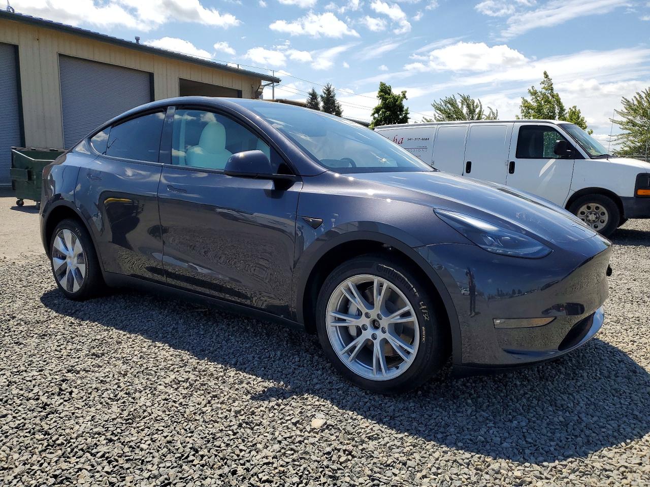 2024 TESLA MODEL Y — снимка 4