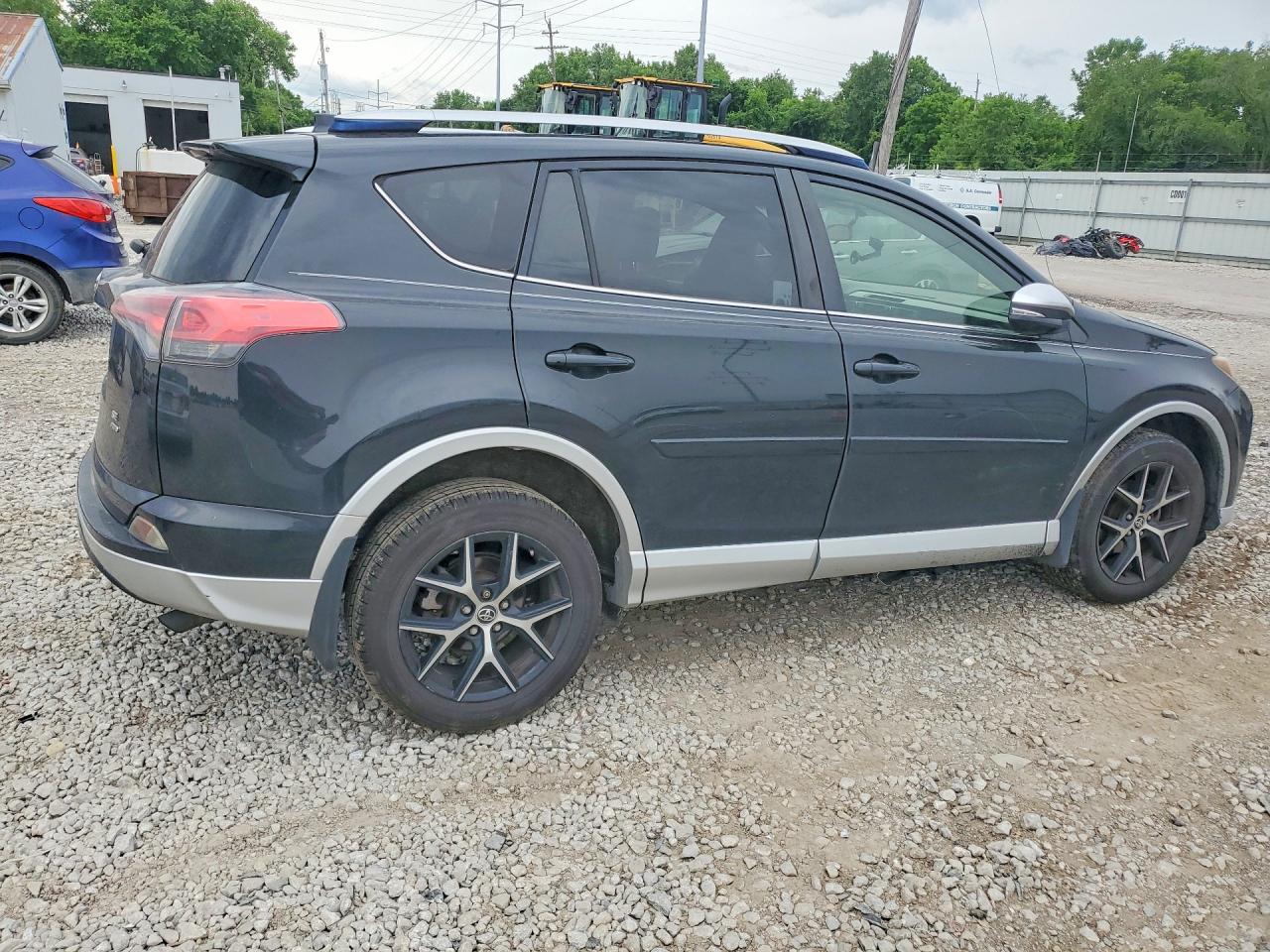 2016 TOYOTA RAV4 SE — снимка 3