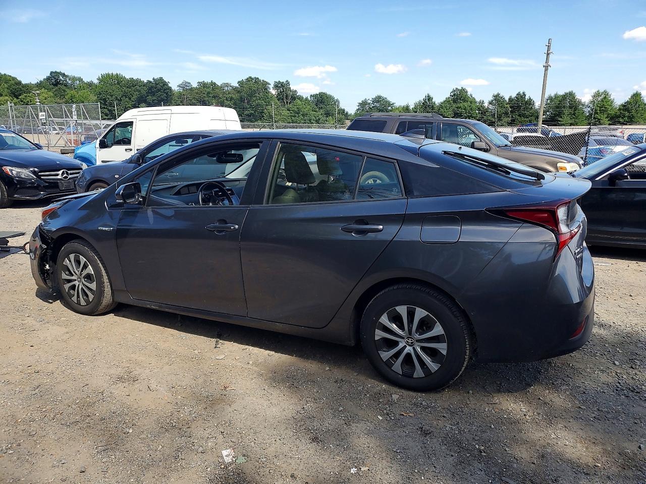 2019 TOYOTA PRIUS XLE AWD-E — снимка 2