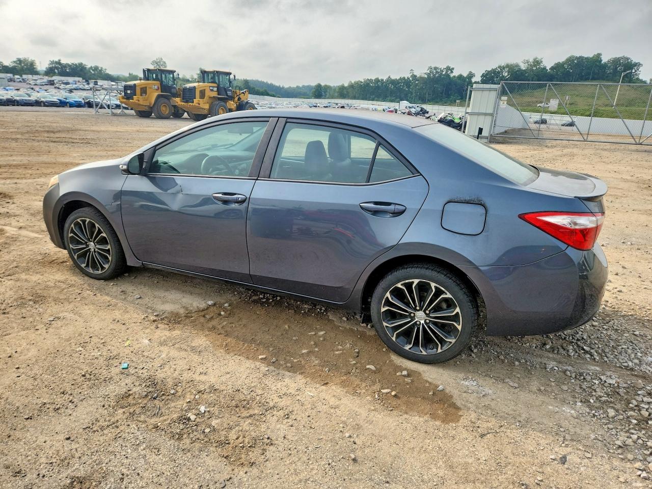 2015 TOYOTA COROLLA S PLUS — снимка 2