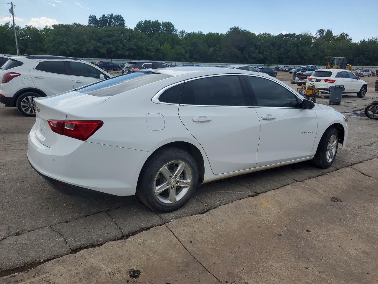2023 CHEVROLET MALIBU LS — снимка 3