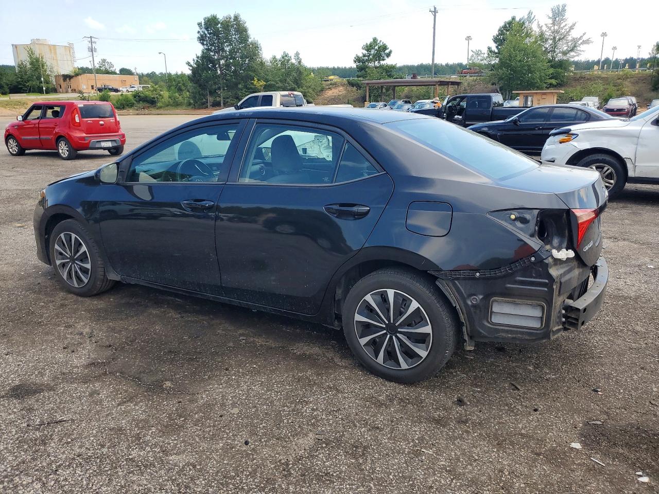 2019 TOYOTA COROLLA LE — снимка 2