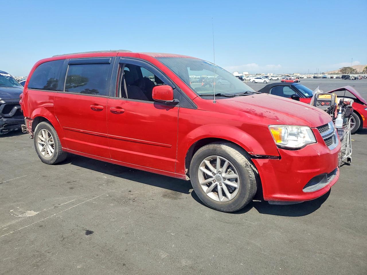 2015 DODGE GRAND CARAVAN SXT — снимка 4