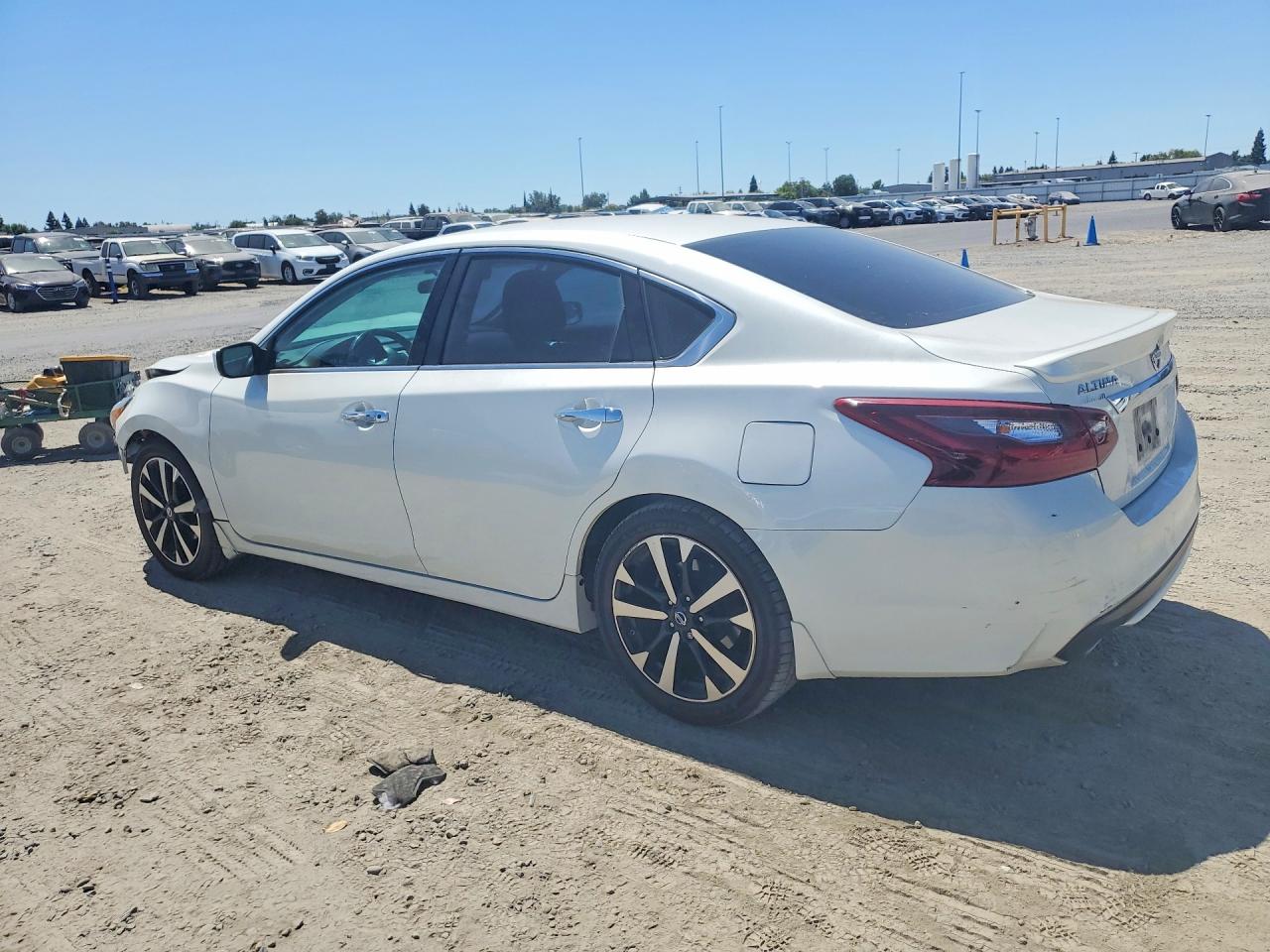 2018 NISSAN ALTIMA 2.5 SR — снимка 2