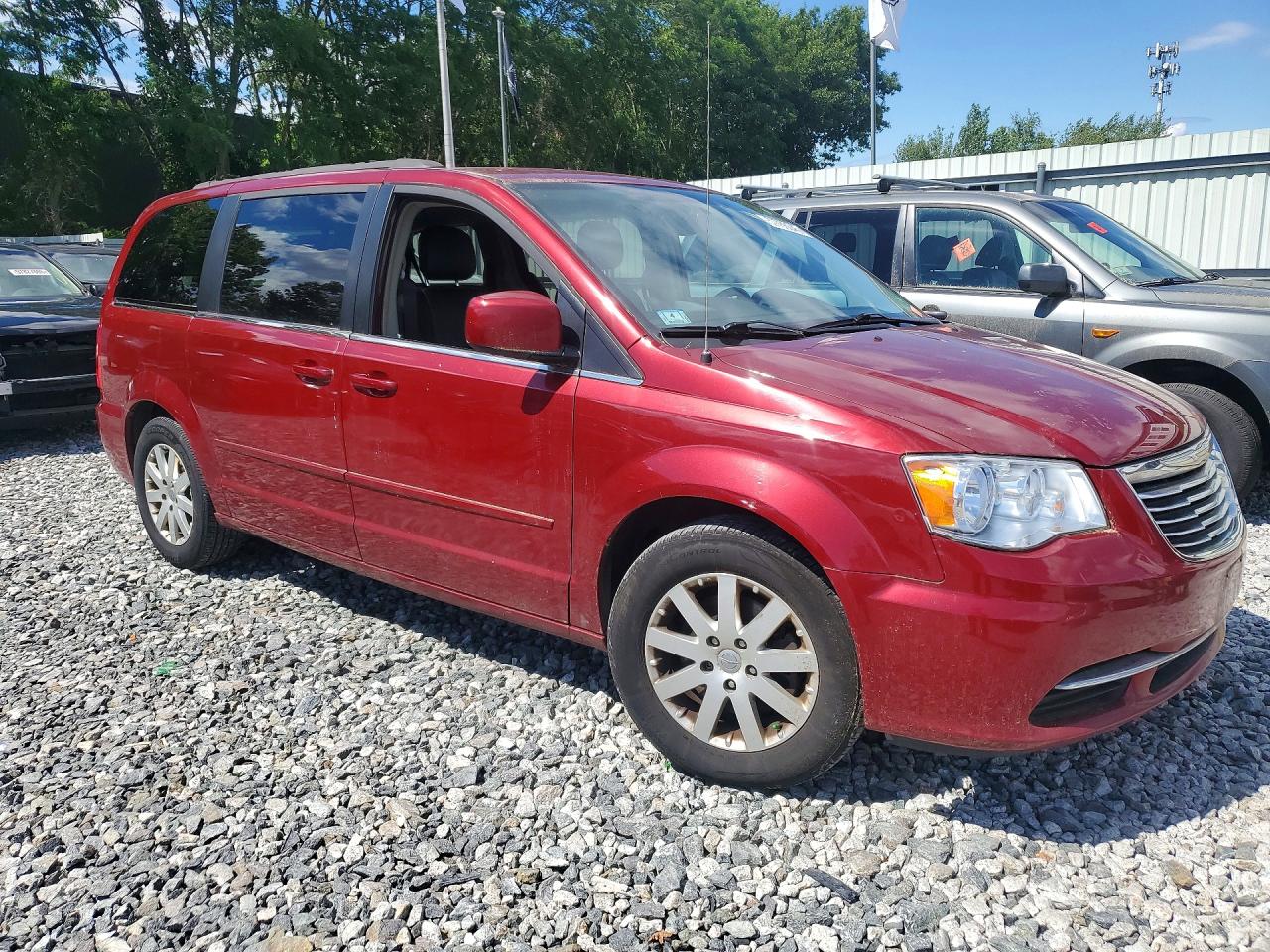 2016 CHRYSLER TOWN & COUNTRY LX — снимка 4