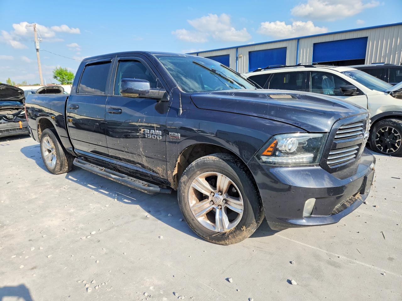 2017 RAM 1500 SPORT — снимка 4