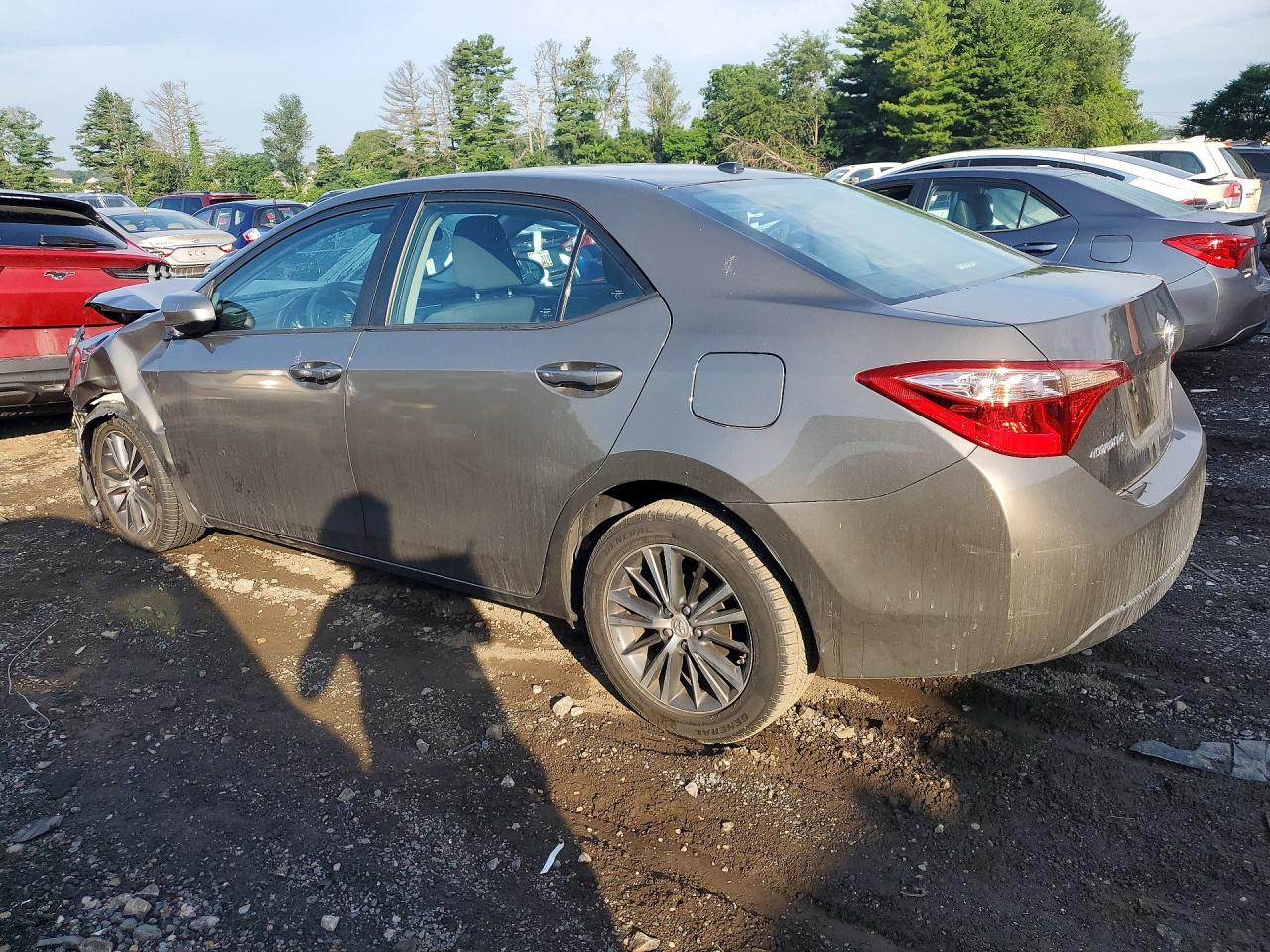 2017 TOYOTA COROLLA LE — снимка 2