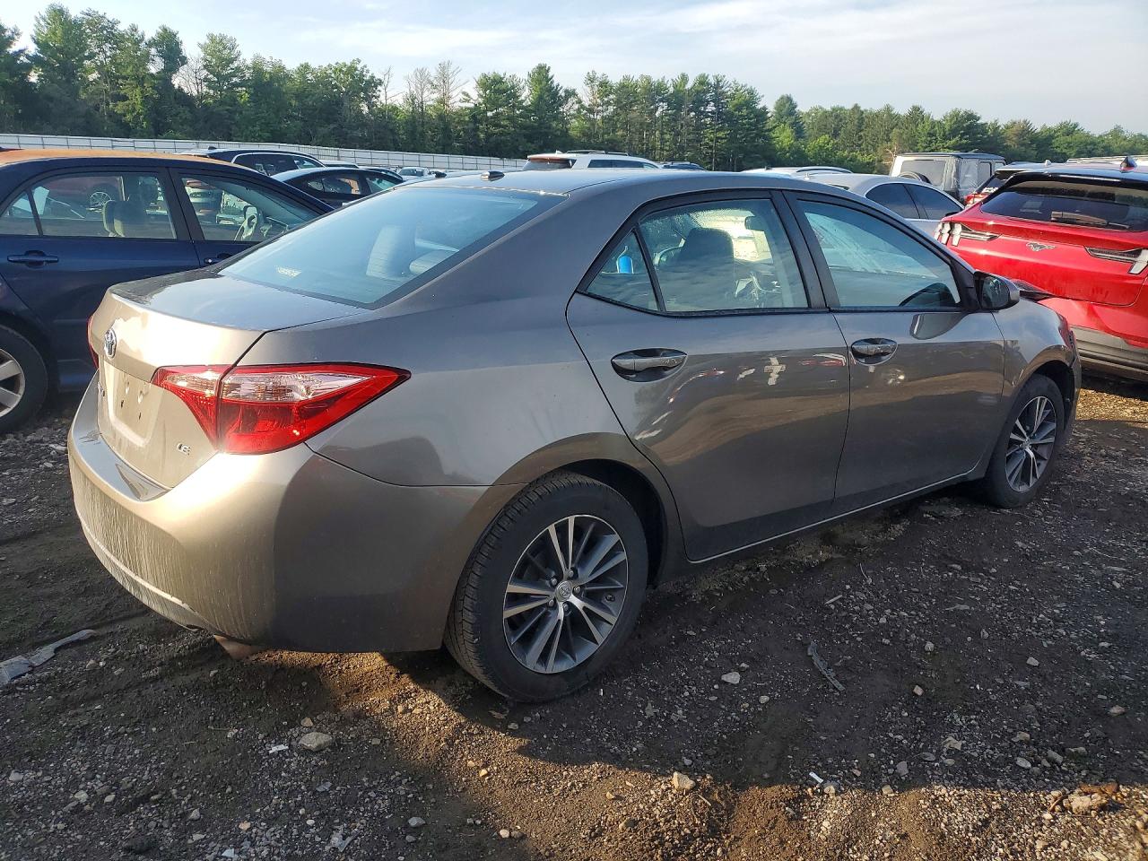 2017 TOYOTA COROLLA LE — снимка 3