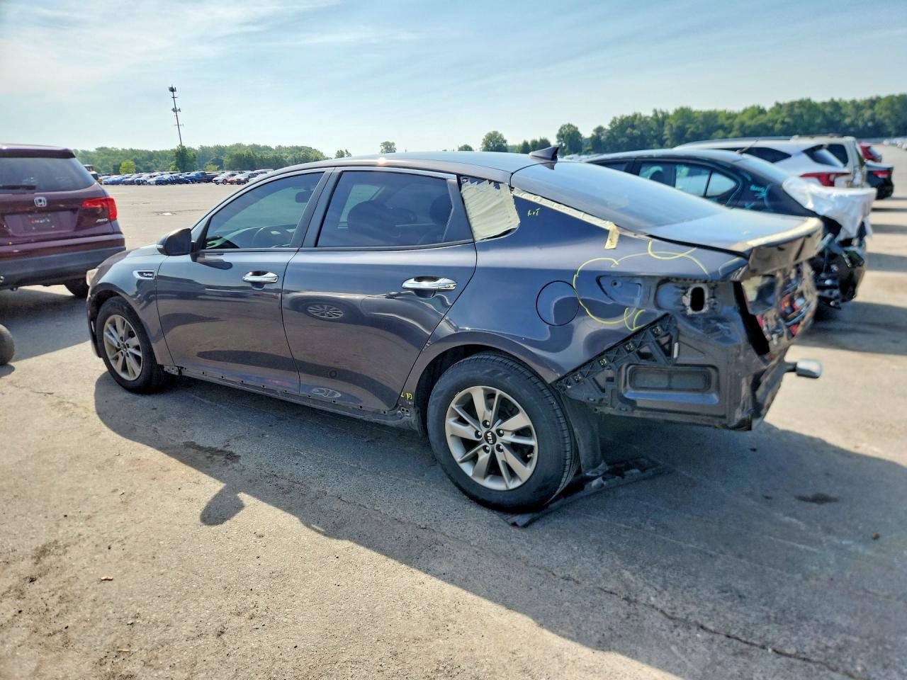 2017 KIA OPTIMA LX — снимка 2