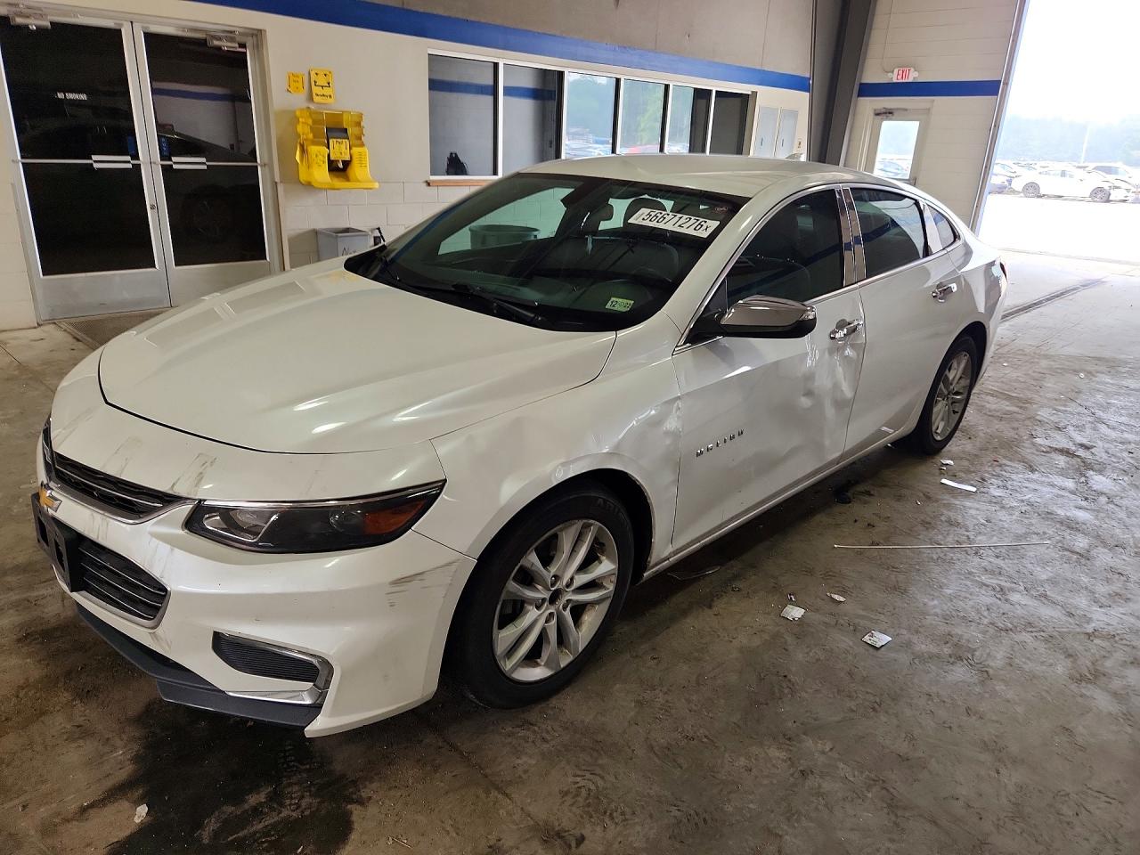 2017 CHEVROLET MALIBU LT
