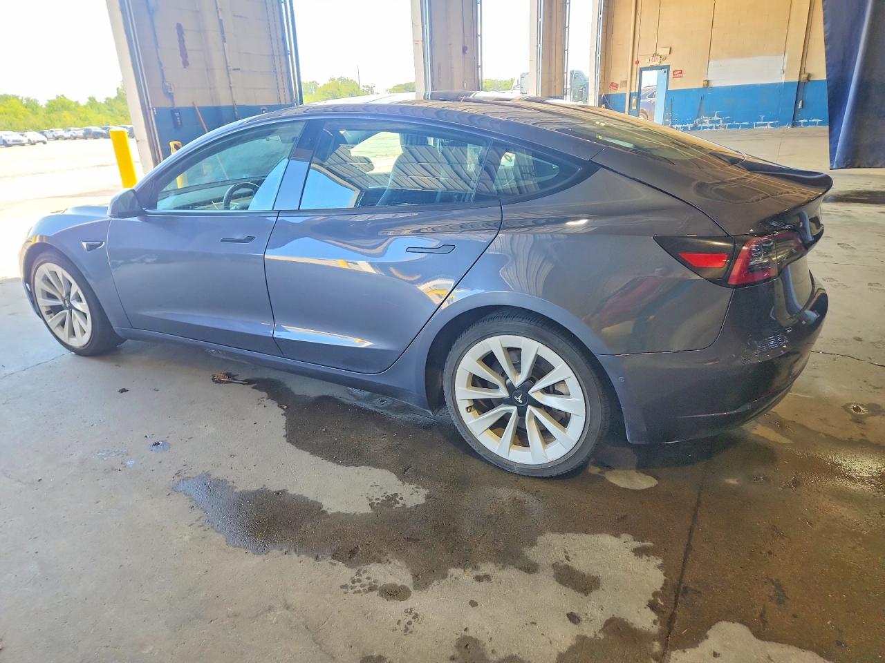 2022 TESLA MODEL 3 — снимка 2