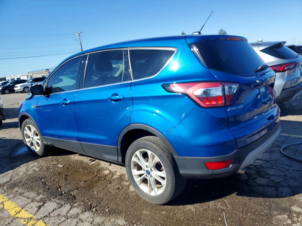 2017 FORD ESCAPE SE — снимка 2
