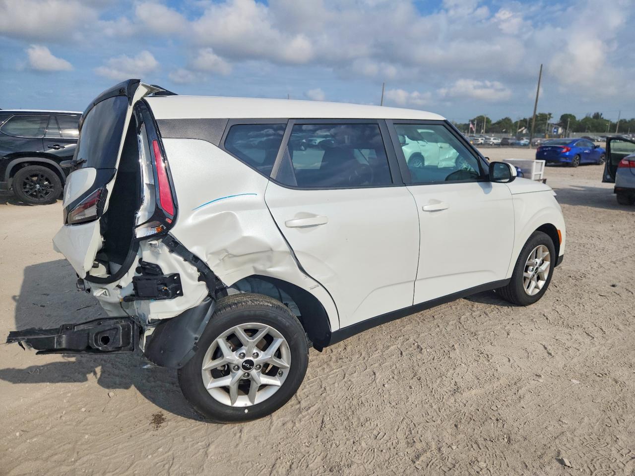 2025 KIA SOUL LX — снимка 3