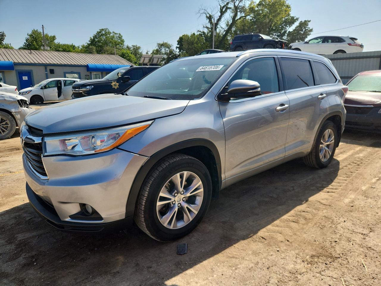 2015 TOYOTA HIGHLANDER XLE