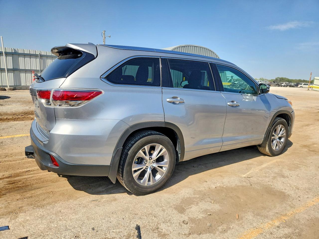 2015 TOYOTA HIGHLANDER XLE — снимка 3