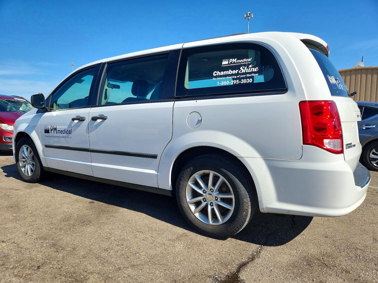 2016 DODGE GRAND CARAVAN SE — снимка 2