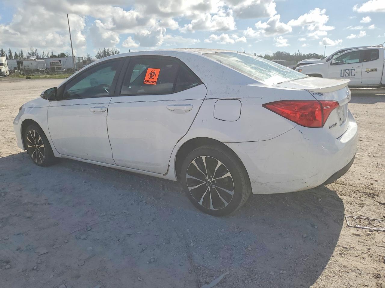 2017 TOYOTA COROLLA SE — снимка 2