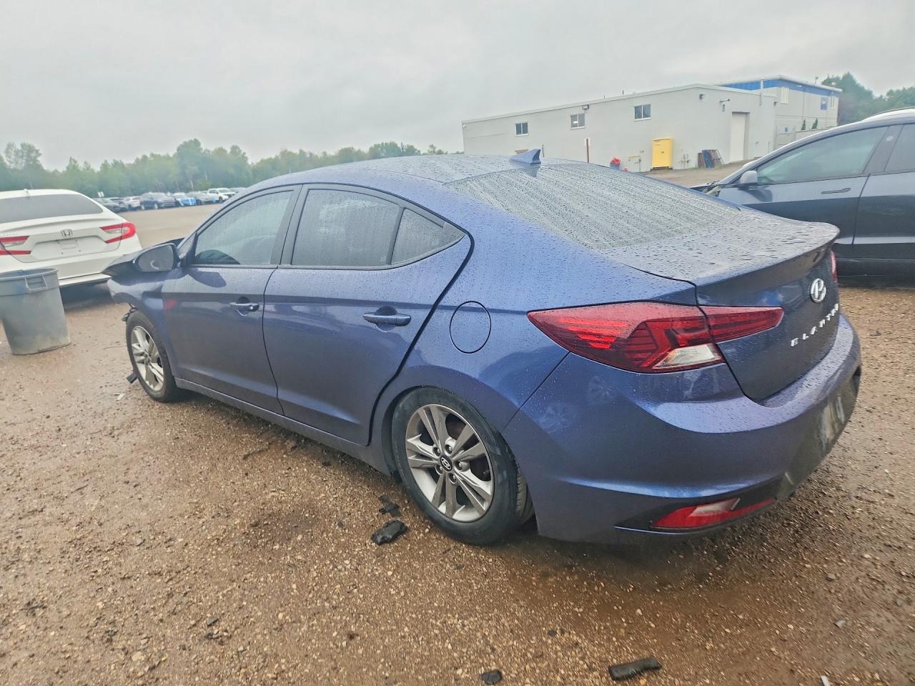 2019 HYUNDAI ELANTRA SEL — снимка 2
