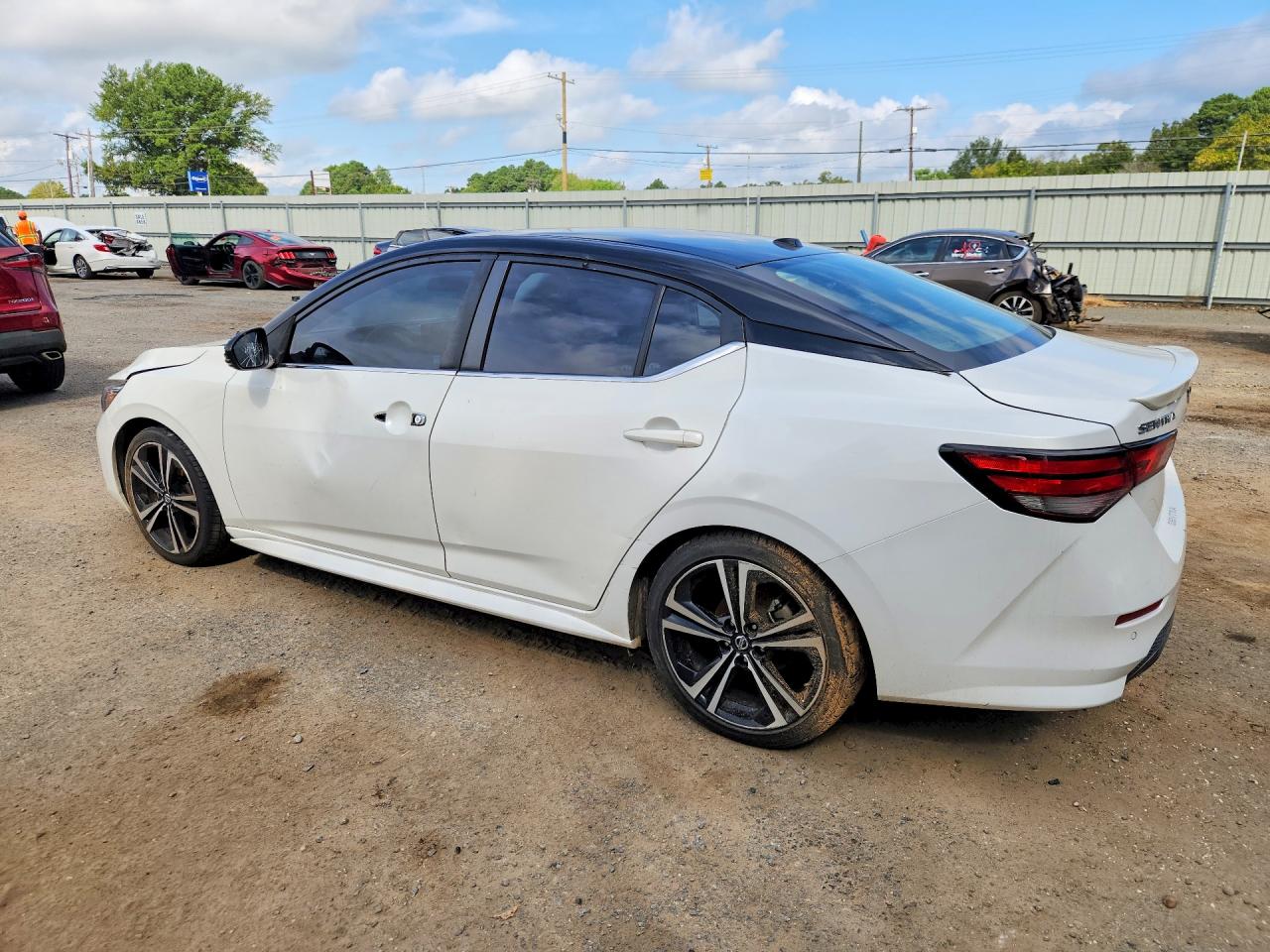 2021 NISSAN SENTRA SR — снимка 2