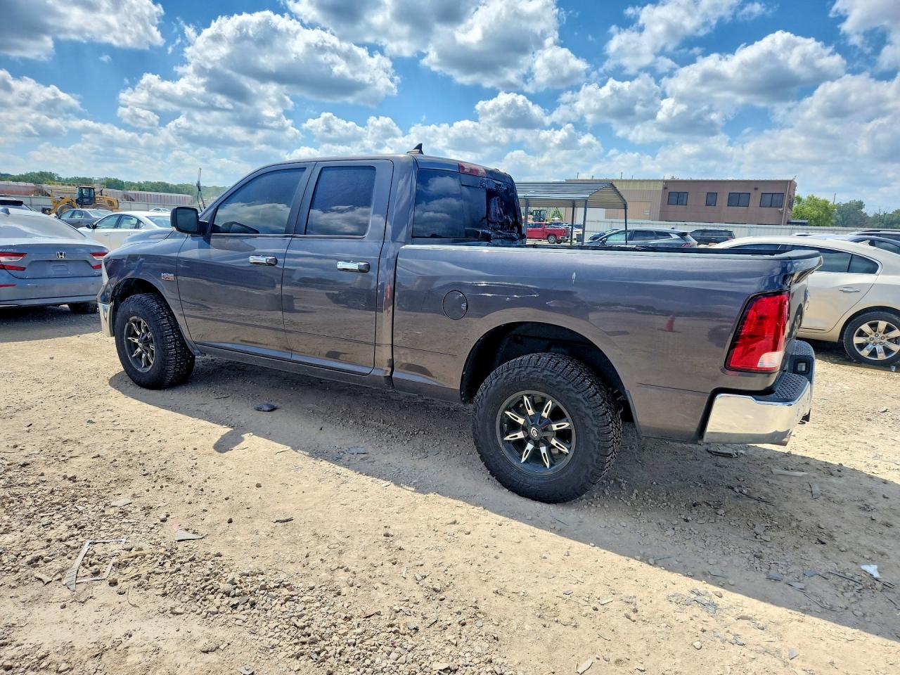 2018 RAM 1500 SLT — снимка 2