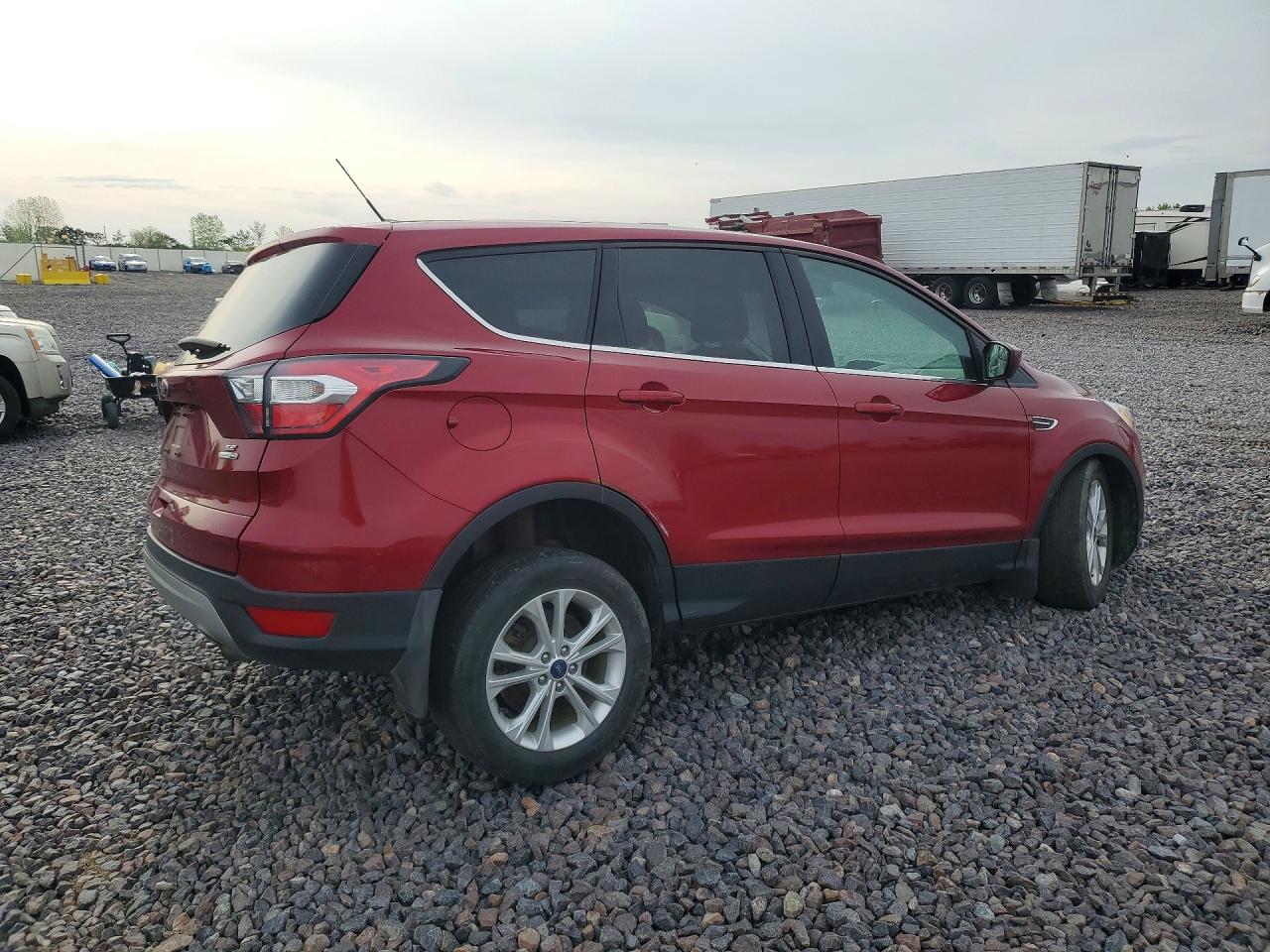 2017 FORD ESCAPE SE — снимка 3