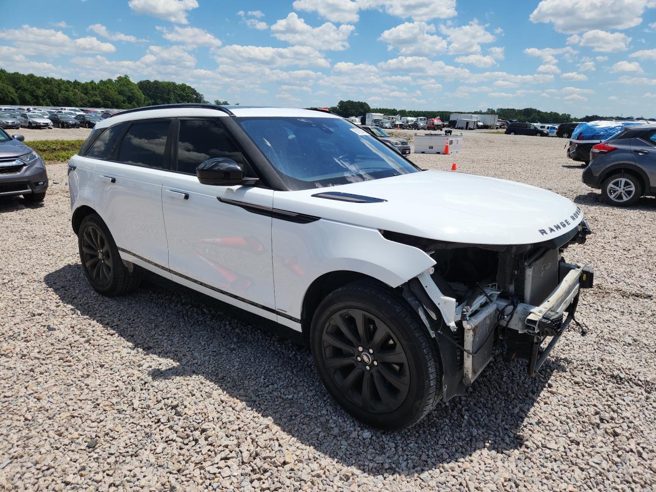 2018 LAND ROVER RANGE ROVER VELAR R-DYNAMIC SE — снимка 4