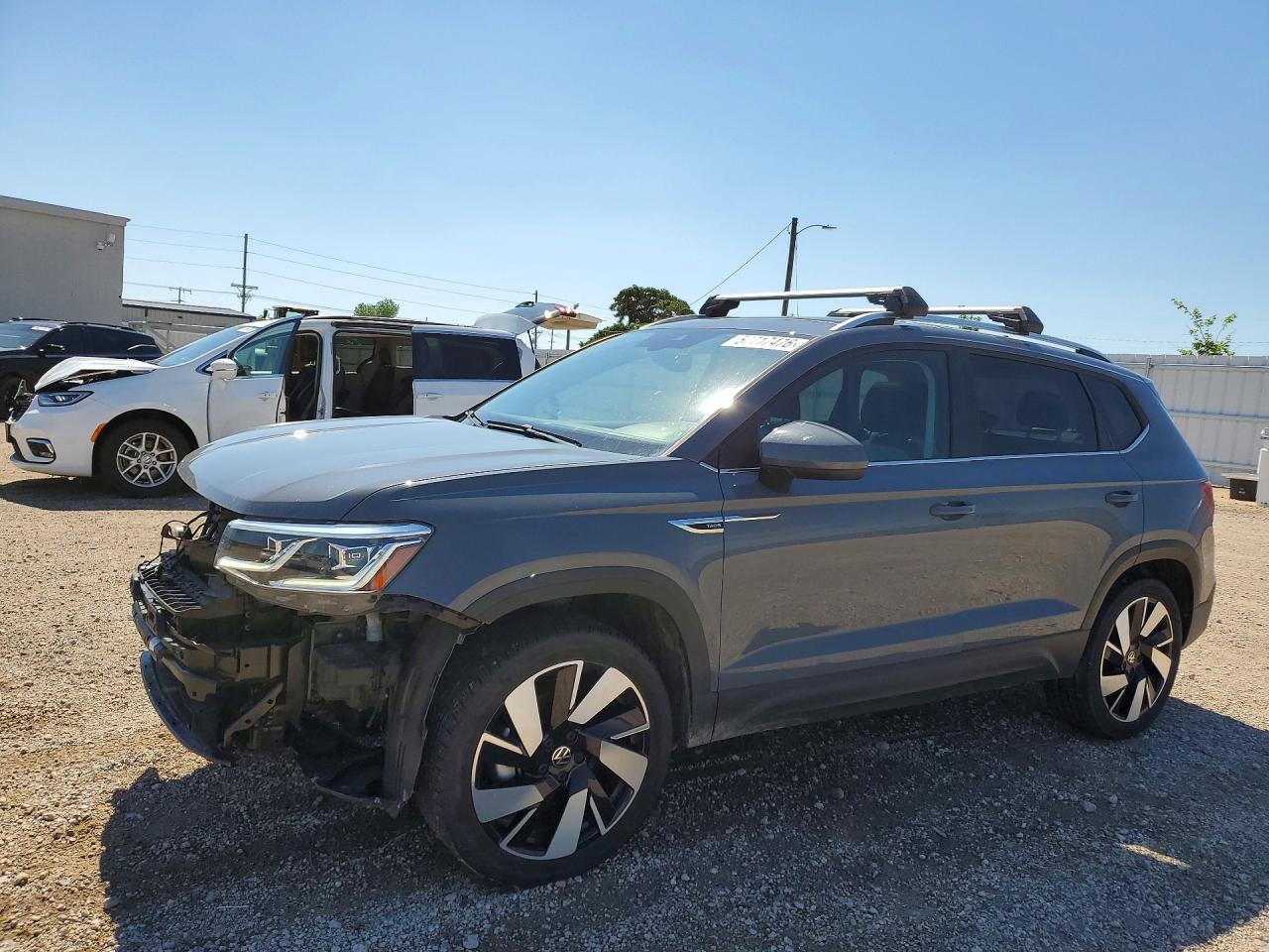 2024 VOLKSWAGEN TAOS SEL