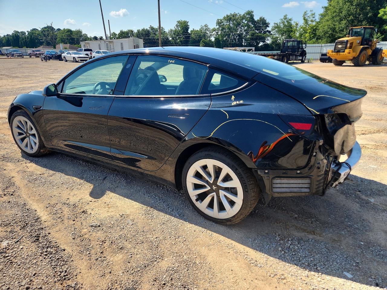 2023 TESLA MODEL 3 — снимка 2