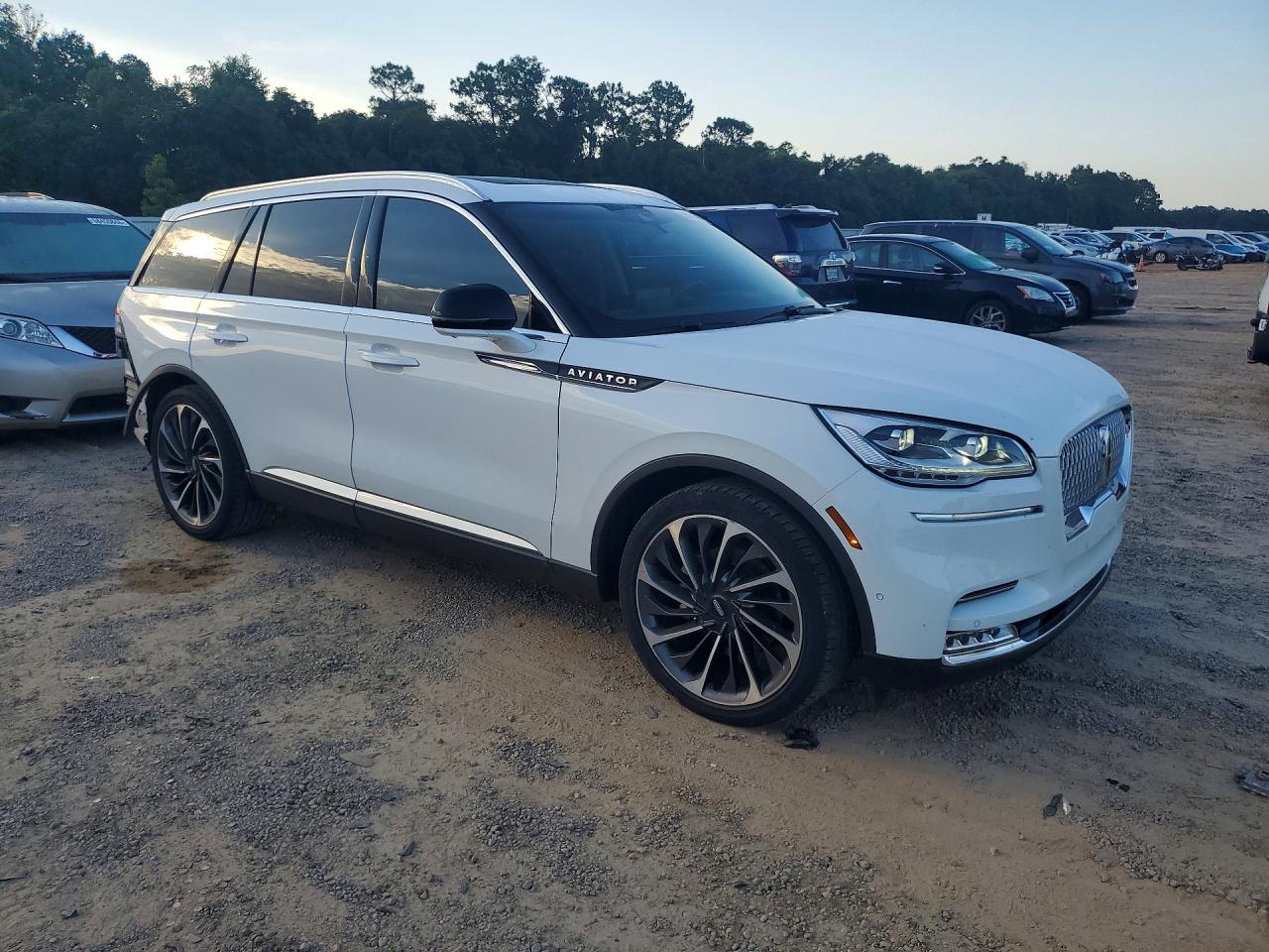 2021 LINCOLN AVIATOR RESERVE — снимка 4