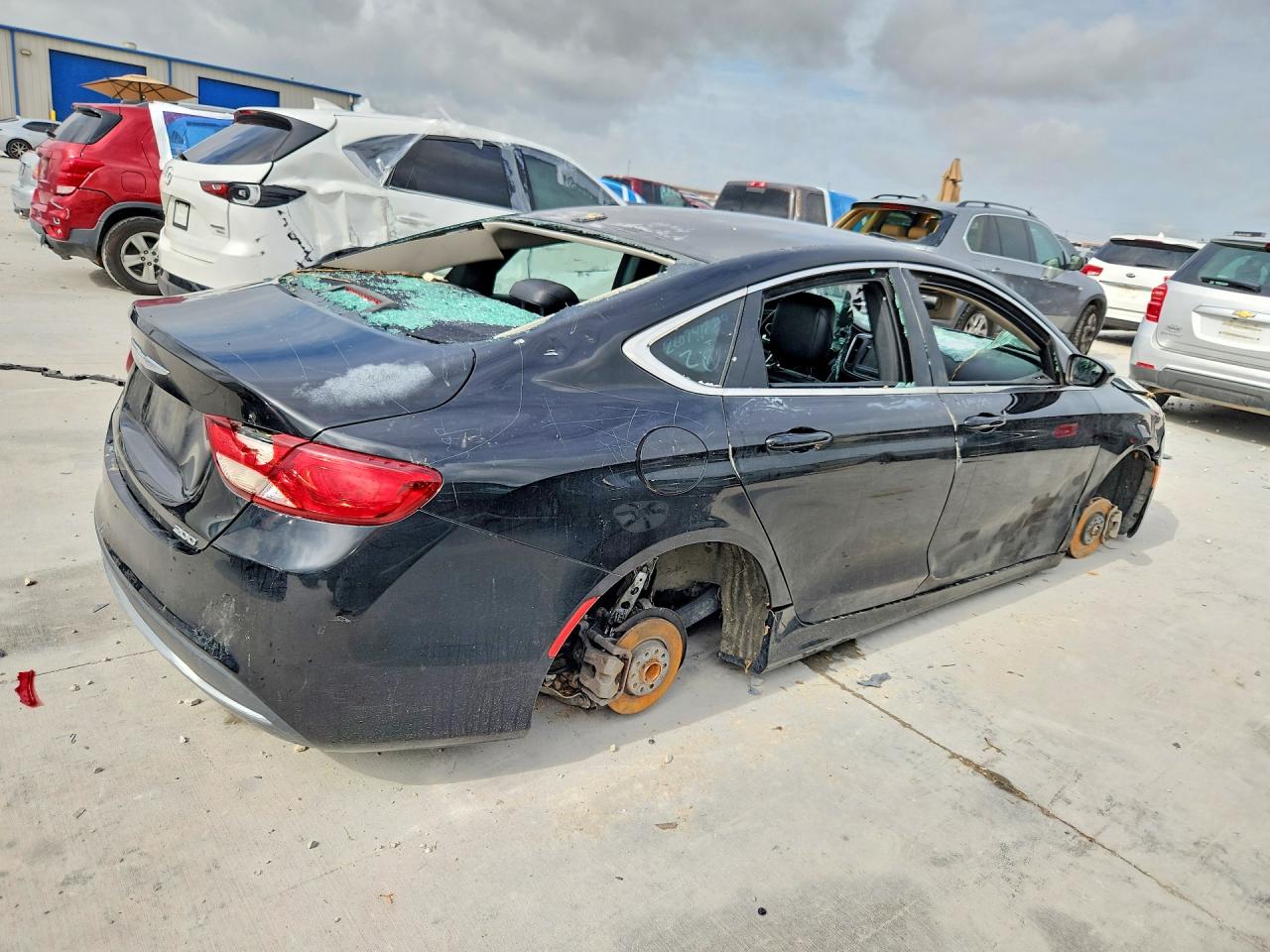 2016 CHRYSLER 200 LIMITED — снимка 3