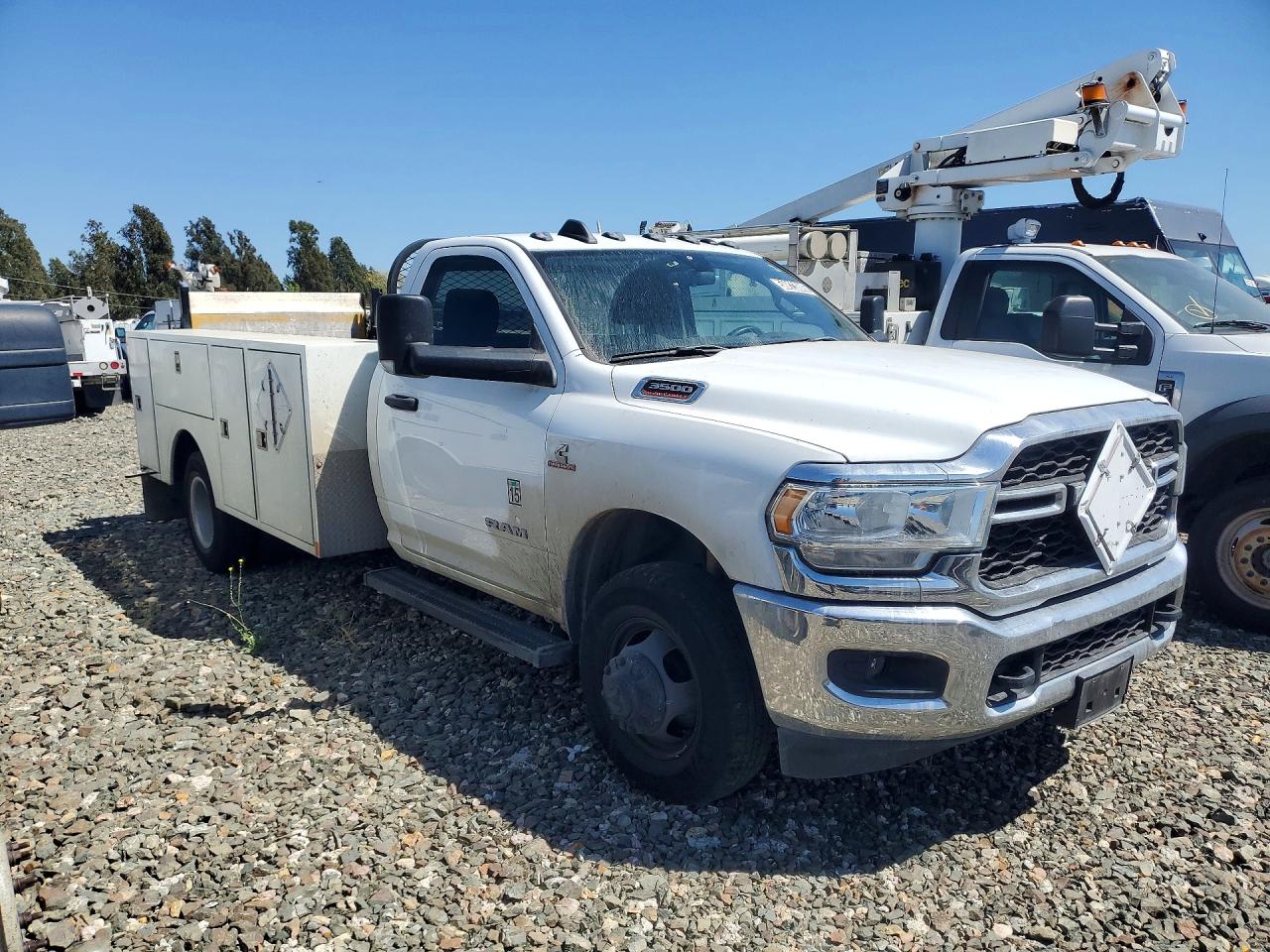 2020 RAM 3500 — снимка 4