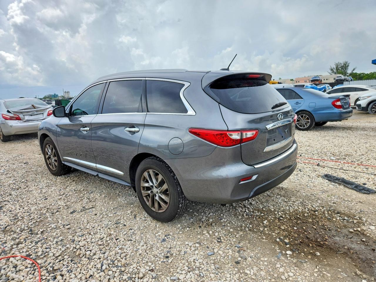 2015 INFINITI QX60 BASE — снимка 2