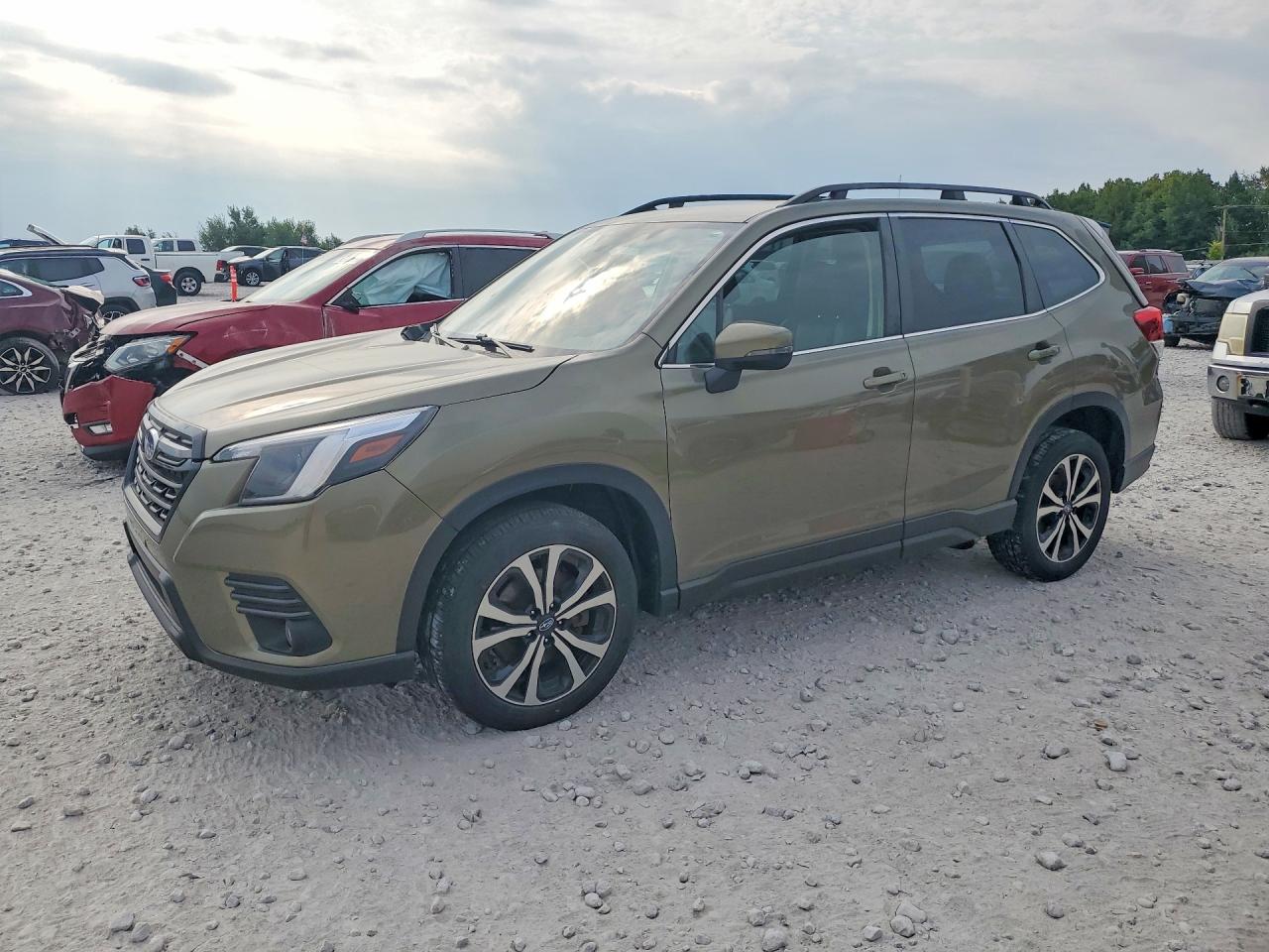2023 SUBARU FORESTER LIMITED