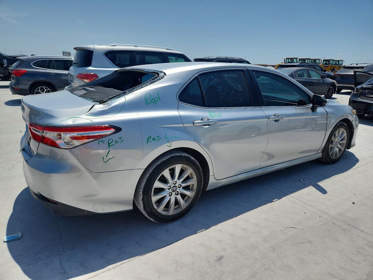 2018 TOYOTA CAMRY LE — снимка 3