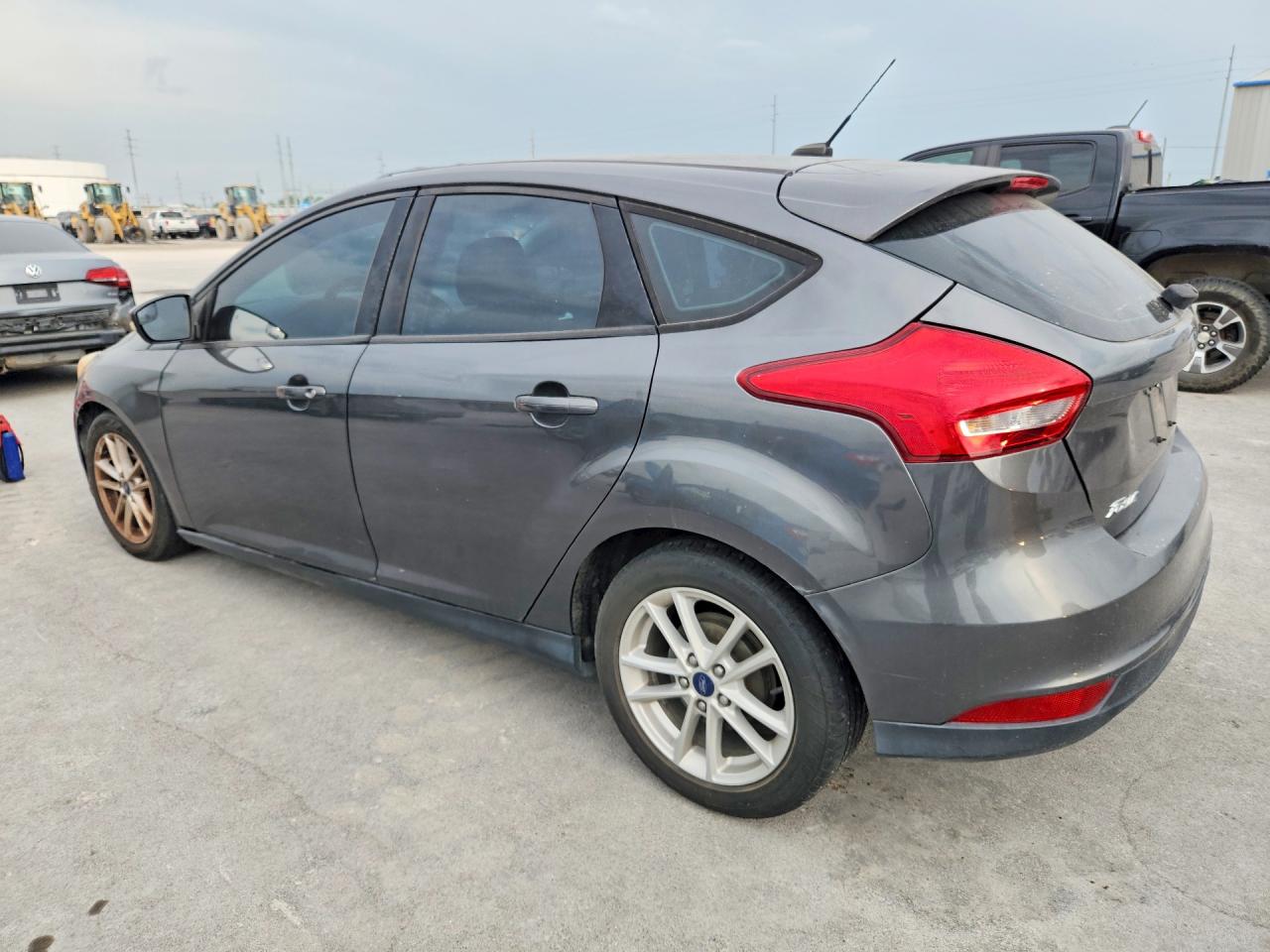 2017 FORD FOCUS SE — снимка 2
