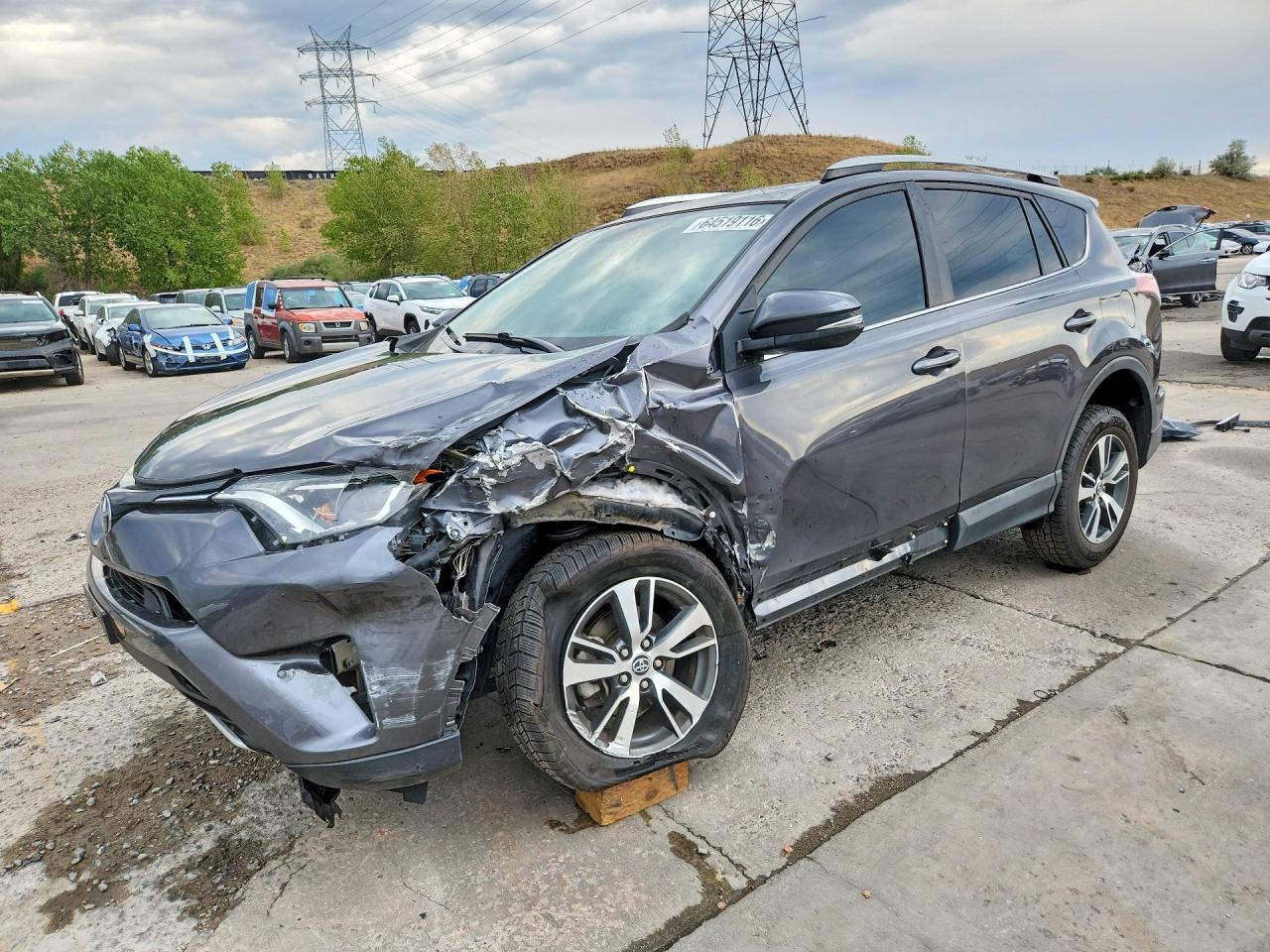 2016 TOYOTA RAV4 XLE