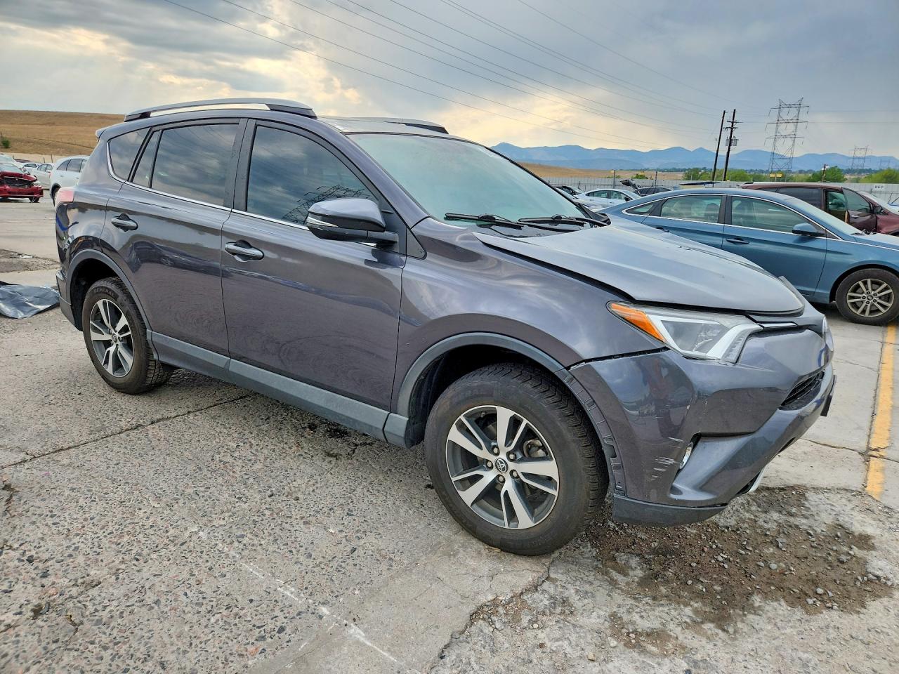 2016 TOYOTA RAV4 XLE — снимка 4