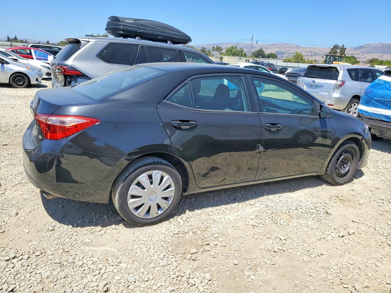 2017 TOYOTA COROLLA LE — снимка 3