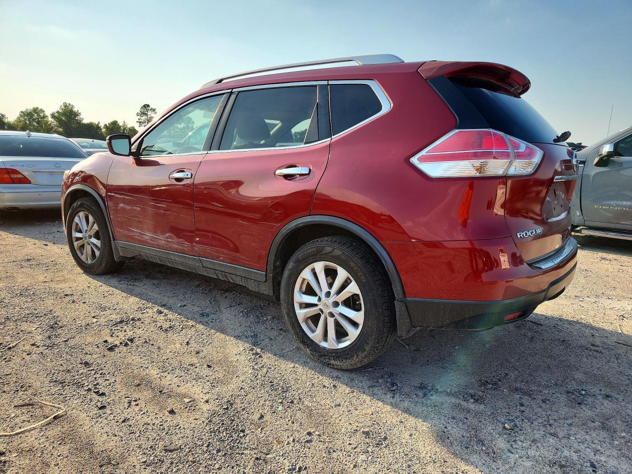 2015 NISSAN ROGUE SV — снимка 2