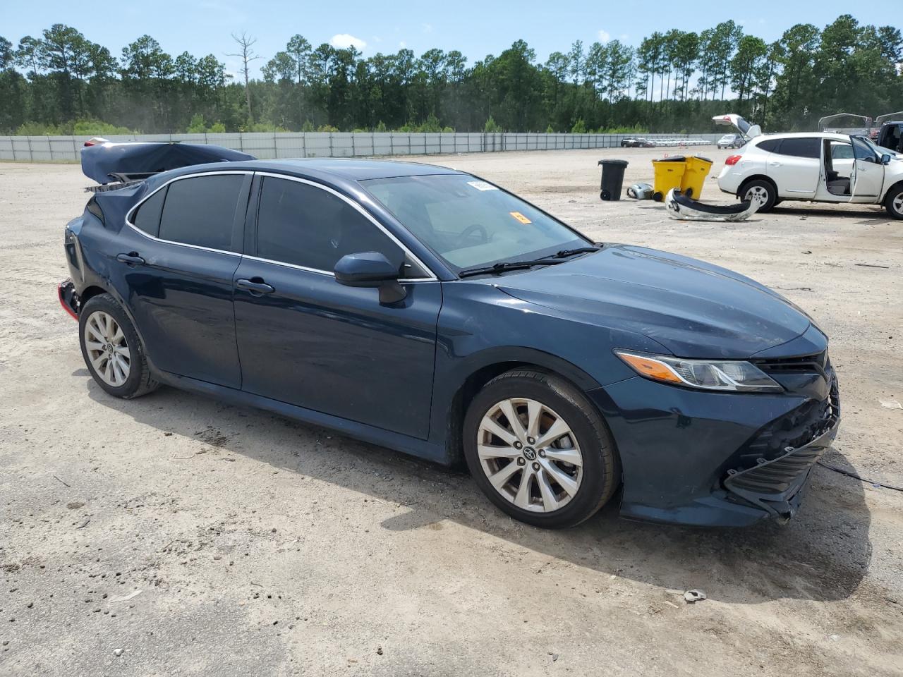 2019 TOYOTA CAMRY L — снимка 4
