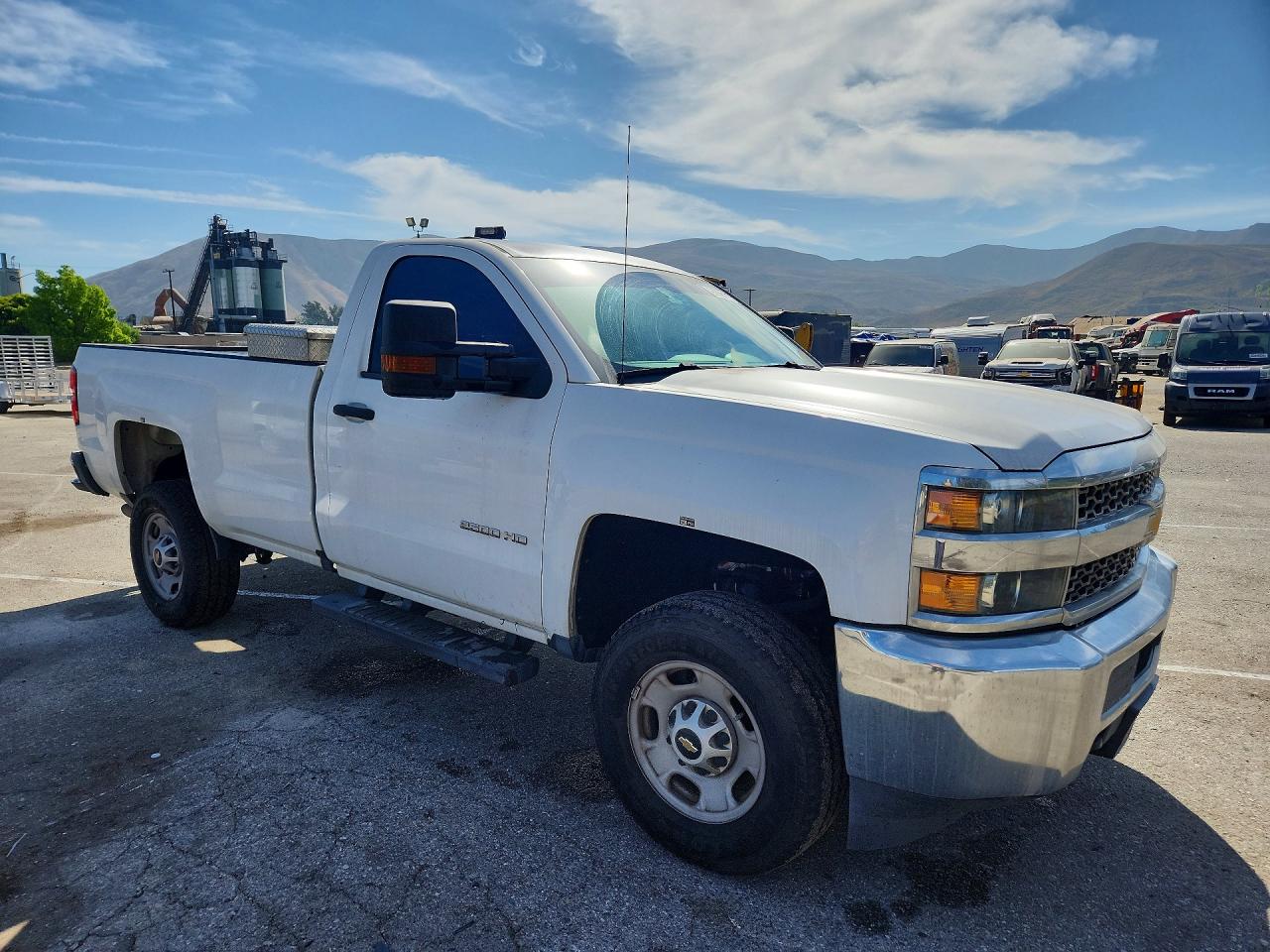 2019 CHEVROLET SILVERADO K2500 HEAVY DUTY — снимка 4