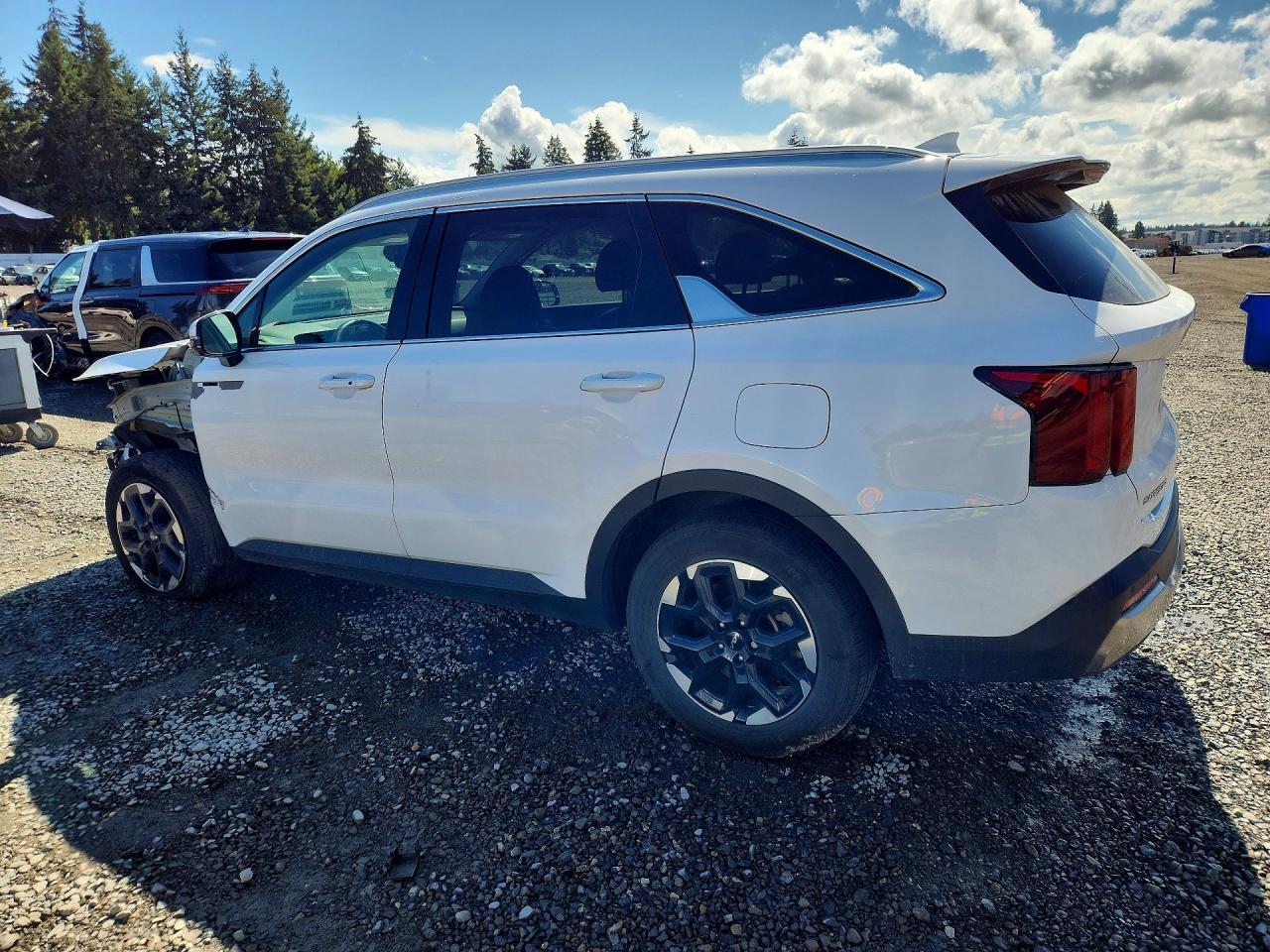 2024 KIA SORENTO S — снимка 2