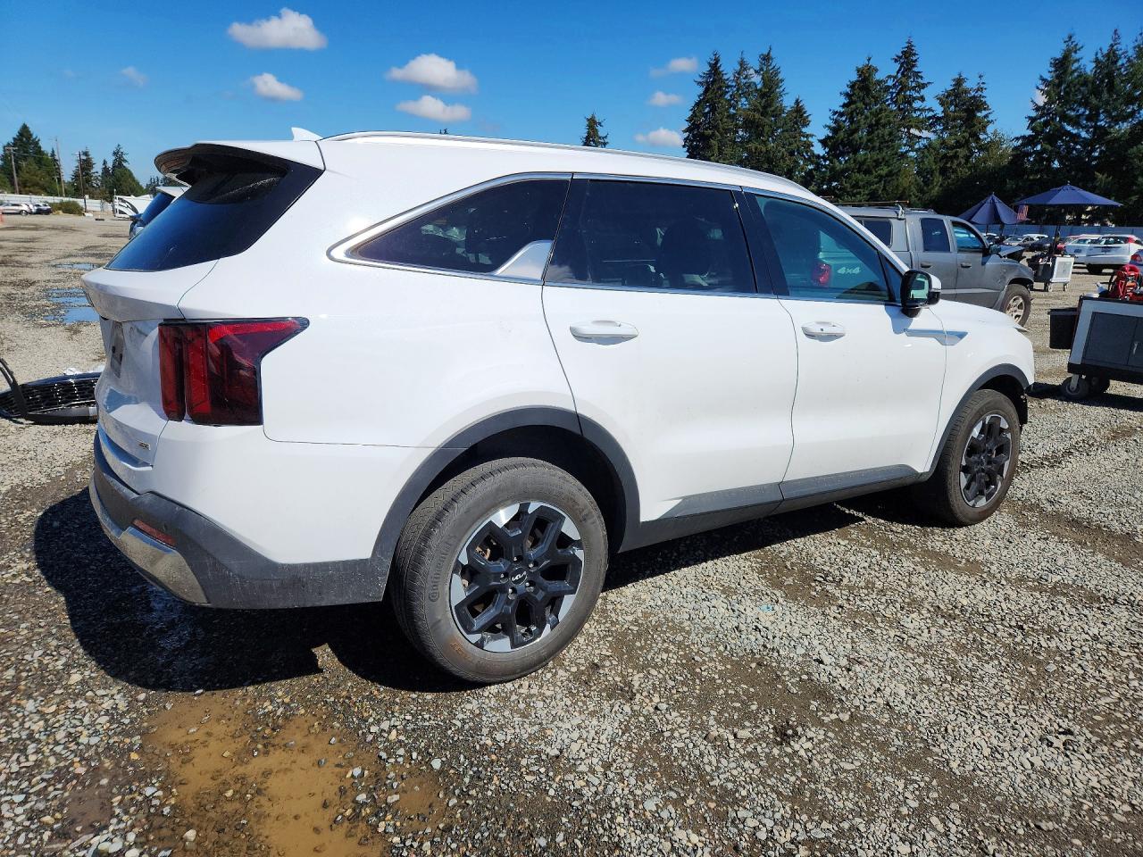 2024 KIA SORENTO S — снимка 3