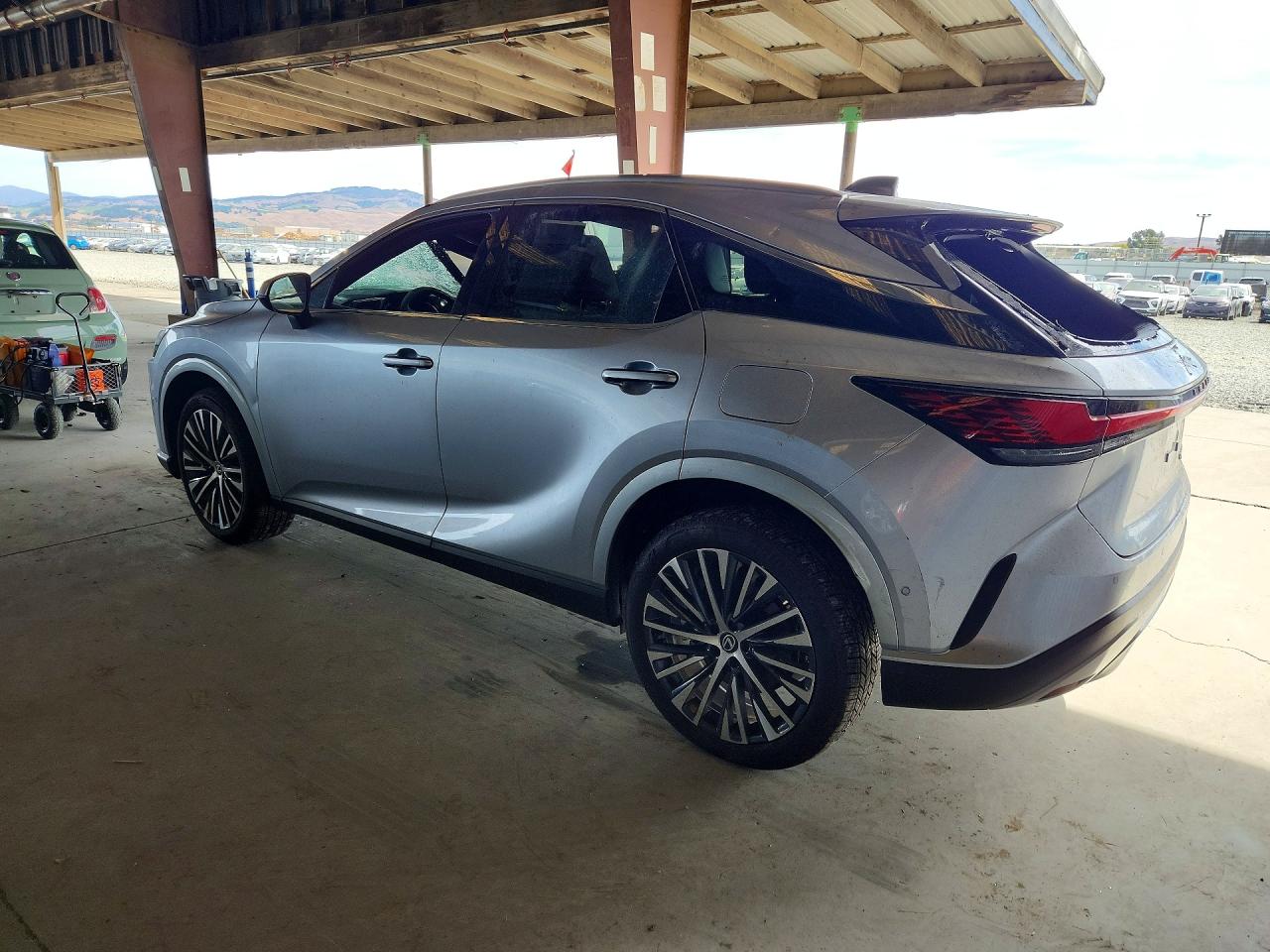 2026 LEXUS RX 350H PREMIUM+ — photo 2